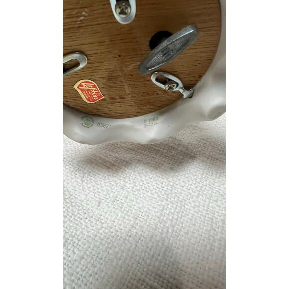 Vintage 1983 Lefton Christopher Collection Bride & Groom Music Figurine - Picture 5 of 6